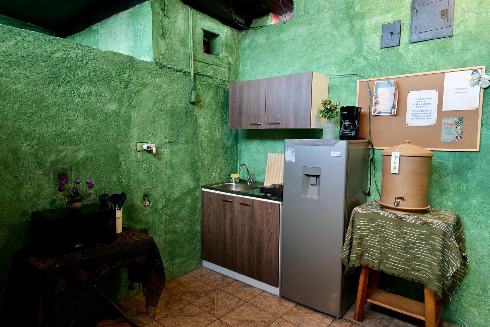 Wonderland Hostel Antigua Exteriör bild
